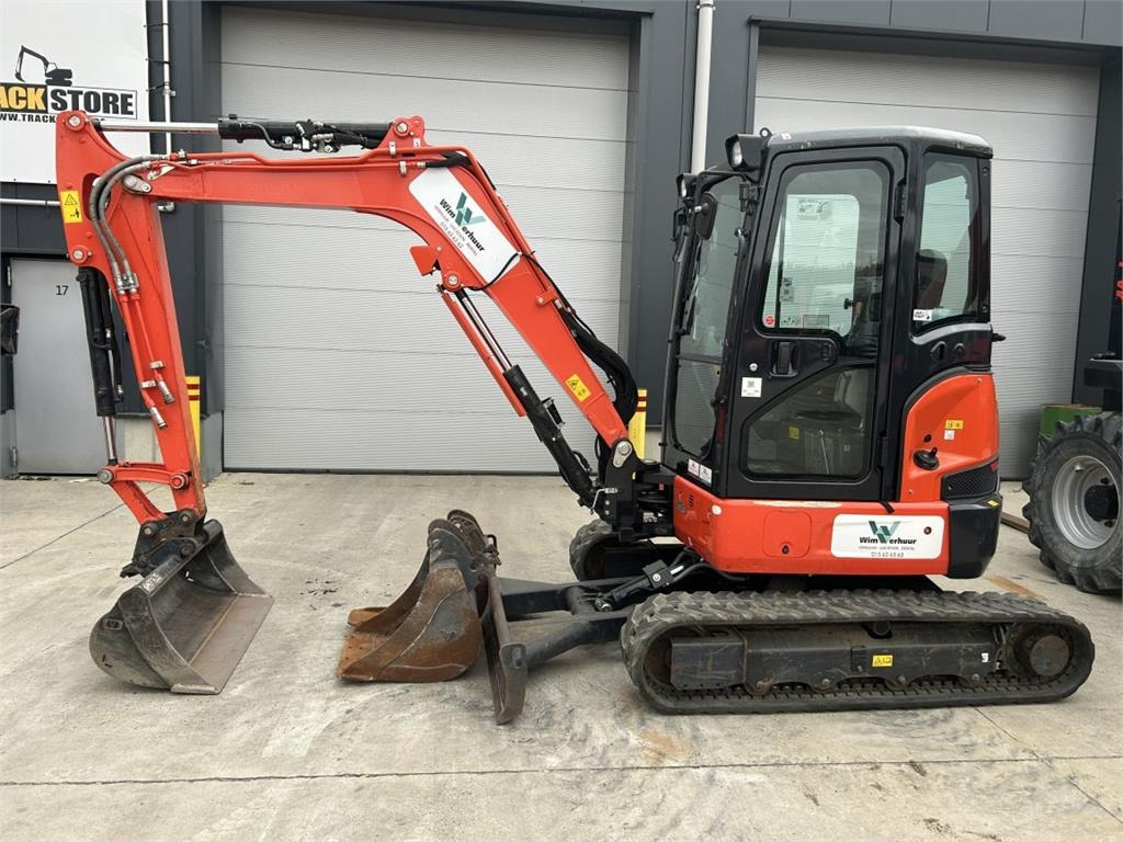 Kubota U36-4 (8598) - 小型挖掘机:图1 Kubota U36-4 (8598) - 小型挖掘机:图1