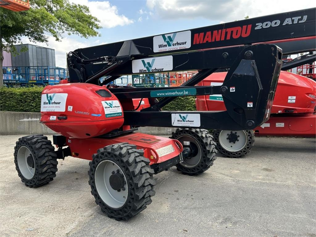 Manitou 200 ATJ RC ST5 (5612) - 铰接臂:图2 Manitou 200 ATJ RC ST5 (5612) - 铰接臂:图2