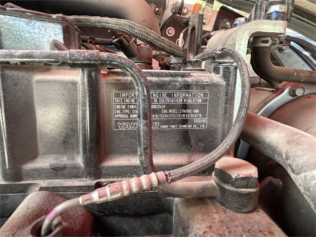 铰接臂 Manitou 200 ATJ RC ST5 (5612)：图13