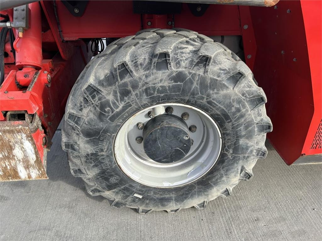 Manitou MRT2540+ Privilege ST4 (1636) - 伸缩臂叉装车:图5 Manitou MRT2540+ Privilege ST4 (1636) - 伸缩臂叉装车:图5