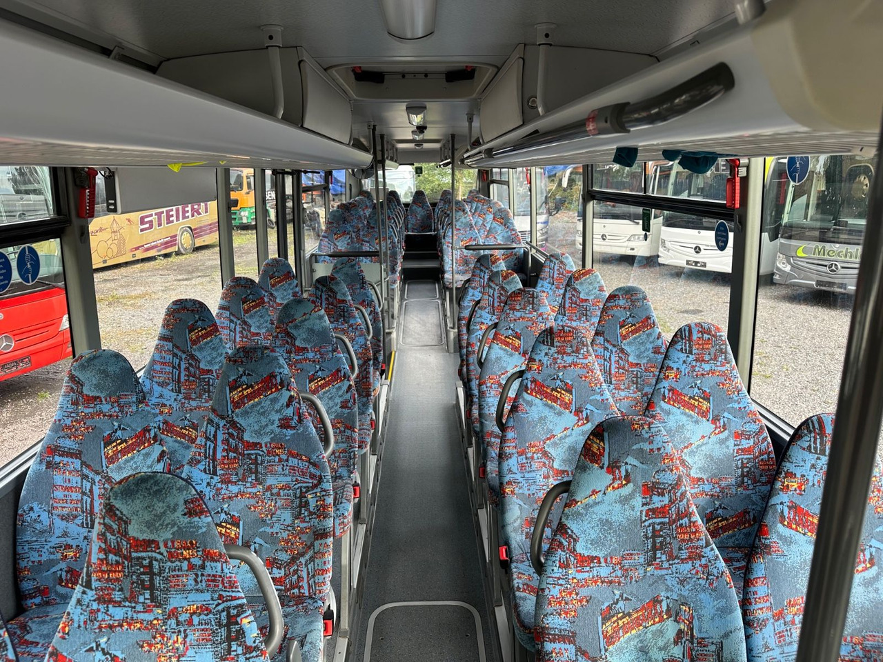 郊区巴士 Mercedes-Benz O560 Intouro (EEV*Schalt)：图17