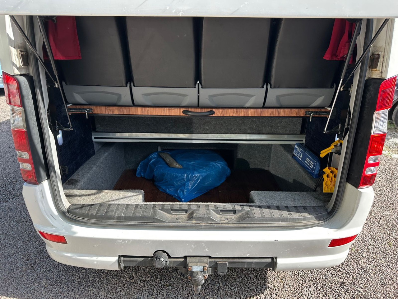 Mercedes-Benz Sprinter 519 CDi (DE*Klimaanlage*Reise*Schalt) - 小型巴士, 小型客车:图4 Mercedes-Benz Sprinter 519 CDi (DE*Klimaanlage*Reise*Schalt) - 小型巴士, 小型客车:图4