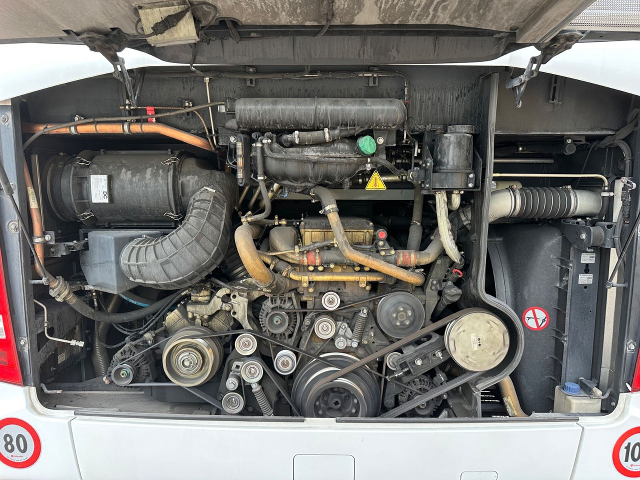 Mercedes-Benz Tourismo E 16 RHD-M/2A (wenig Km*TOP*61 Sitze) - 长途客车:图3 Mercedes-Benz Tourismo E 16 RHD-M/2A (wenig Km*TOP*61 Sitze) - 长途客车:图3