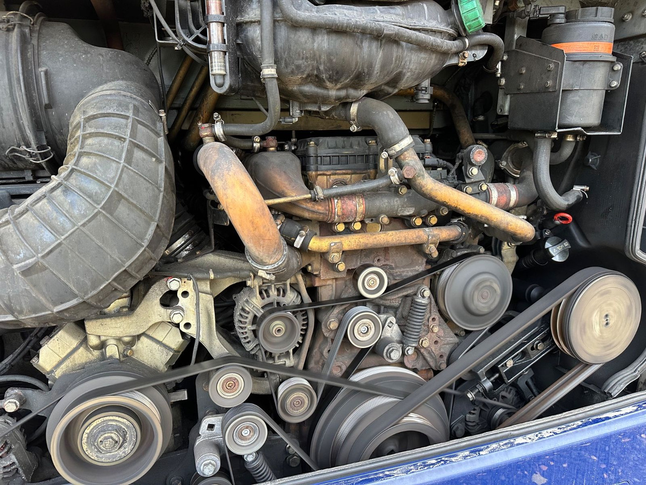 Mercedes-Benz Tourismo O350 17 RHD-L (59Sitze*DE*TOP) - 长途客车:图3 Mercedes-Benz Tourismo O350 17 RHD-L (59Sitze*DE*TOP) - 长途客车:图3