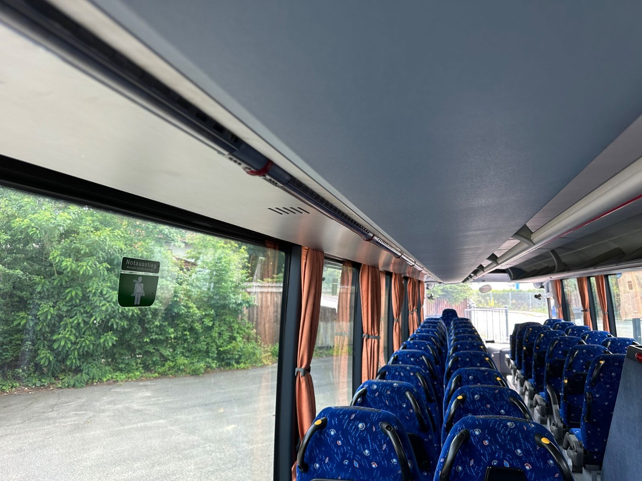 长途客车 Neoplan P25 Trendliner 3516ÜC Klimaanlage*WC*57 Sitze Neoplan P25 Trendliner 3516ÜC Klimaanlage*WC*57 Sitze:图20 长途客车 Neoplan P25 Trendliner 3516ÜC Klimaanlage*WC*57 Sitze Neoplan P25 Trendliner 3516ÜC Klimaanlage*WC*57 Sitze:图20