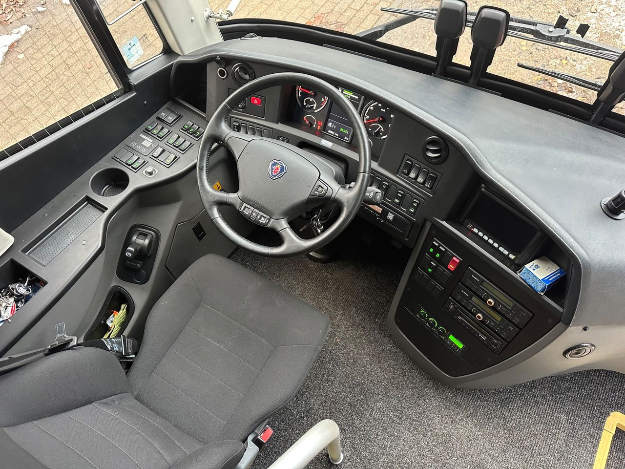 Scania Touring HD Higer 6X2 (86 tKm*59 Sitze) - 长途客车:图4 Scania Touring HD Higer 6X2 (86 tKm*59 Sitze) - 长途客车:图4