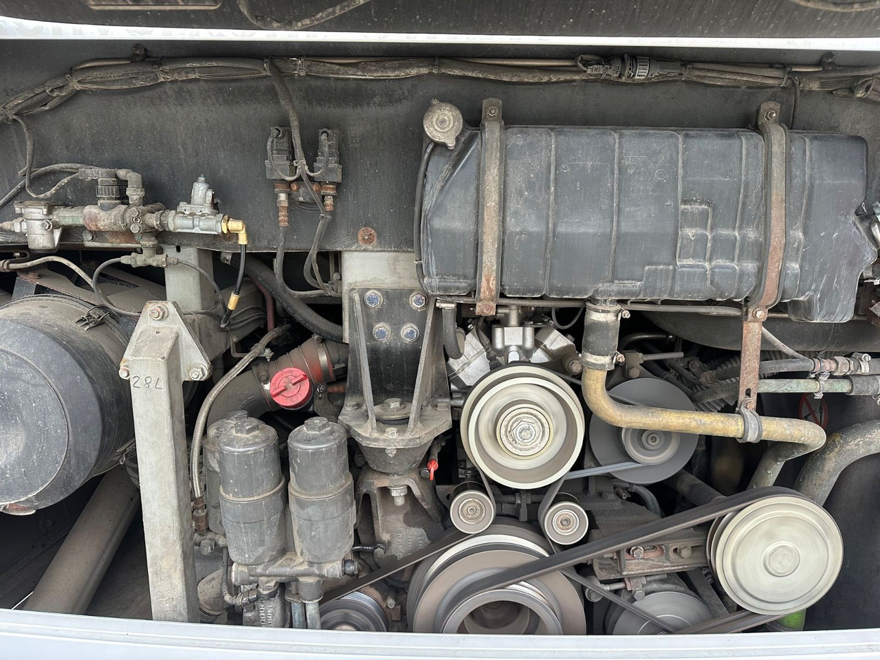 Setra S 415 GT (original Euro 4*Küche*WC) - 长途客车:图4 Setra S 415 GT (original Euro 4*Küche*WC) - 长途客车:图4