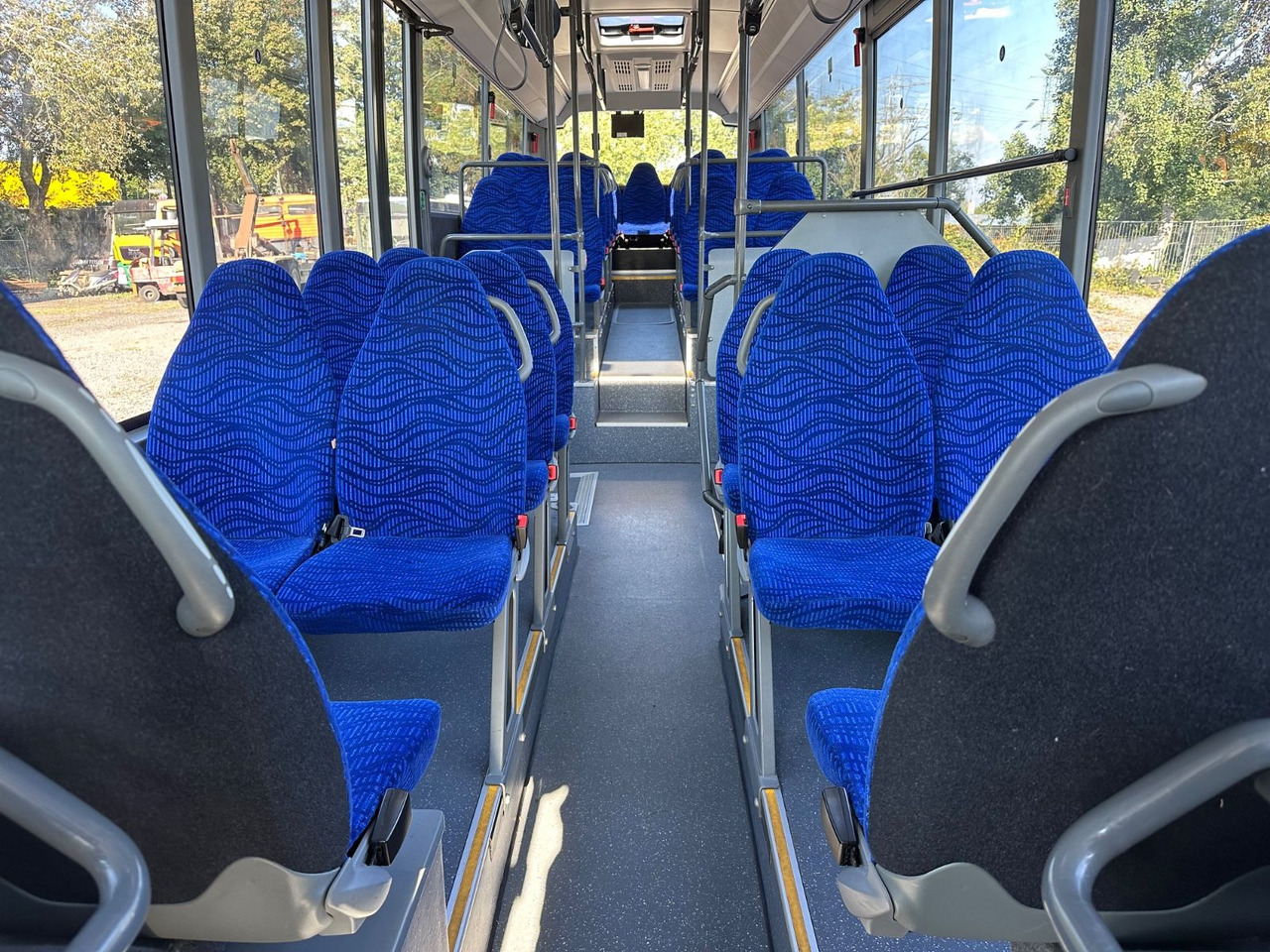 Setra S 415 LE Business (374 tKm*TOP) - 城市巴士:图5 Setra S 415 LE Business (374 tKm*TOP) - 城市巴士:图5