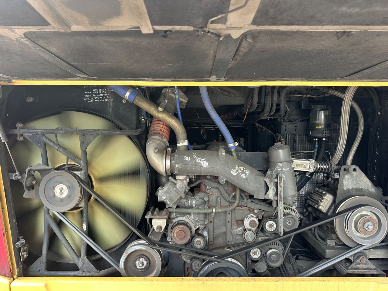 Vanhool TX17 Astron (TOP*57 Sitze) 417 HDH/ 517 HDH - 长途客车:图4 Vanhool TX17 Astron (TOP*57 Sitze) 417 HDH/ 517 HDH - 长途客车:图4