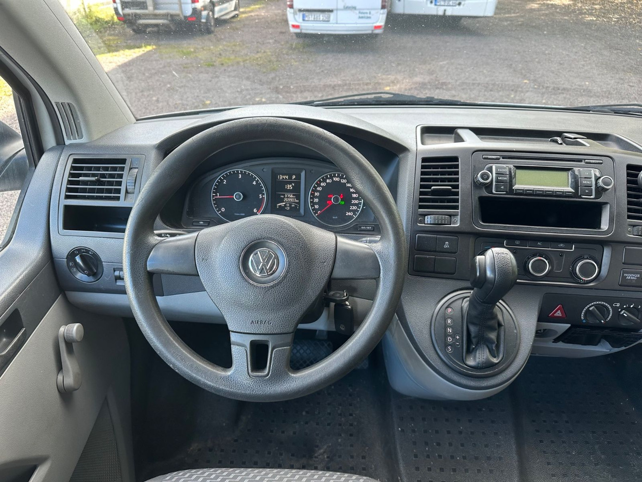 Volkswagen T5 Kombi - 小型客车:图3 Volkswagen T5 Kombi - 小型客车:图3