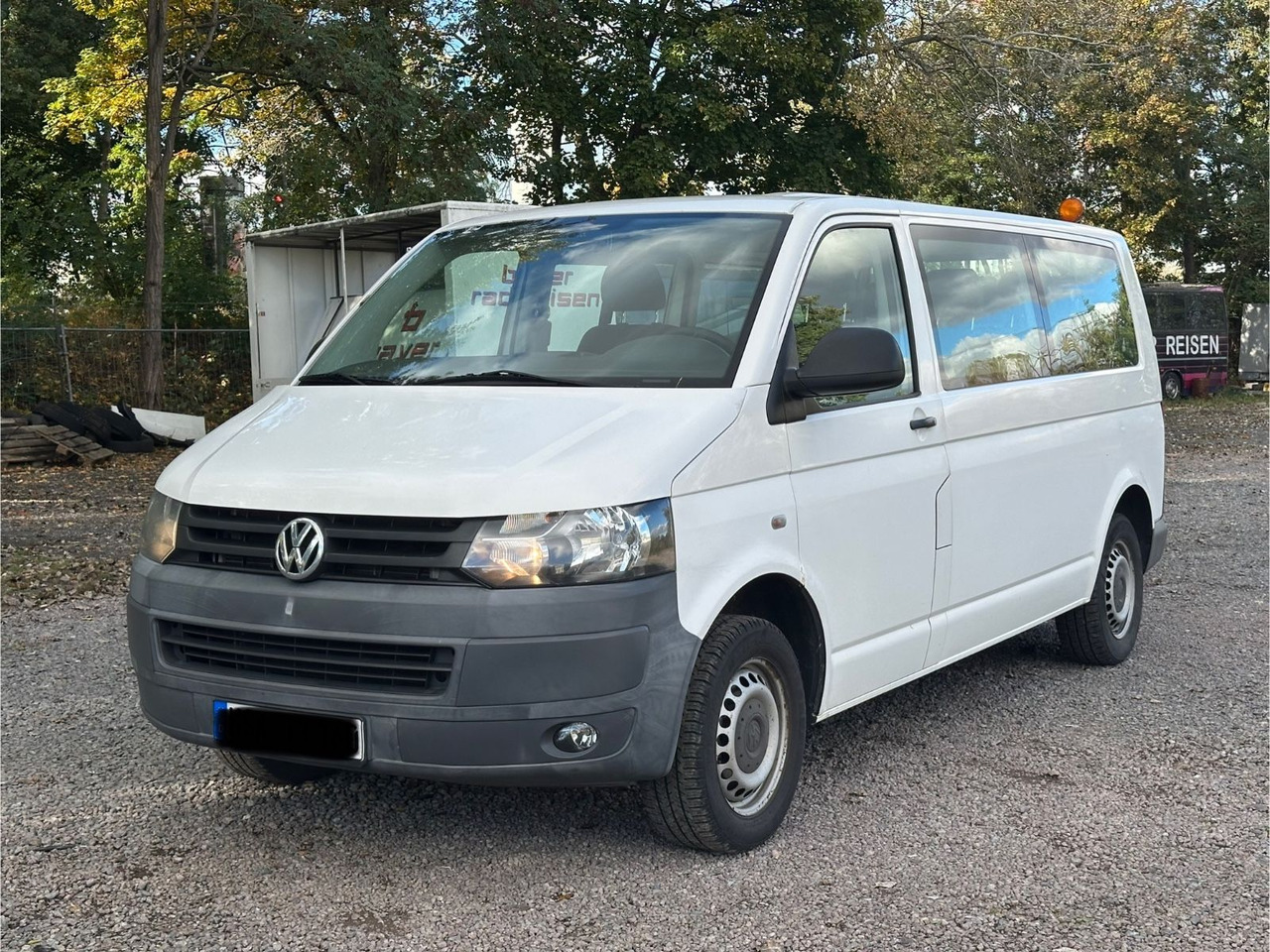 Volkswagen T5 Kombi - 小型客车:图1 Volkswagen T5 Kombi - 小型客车:图1