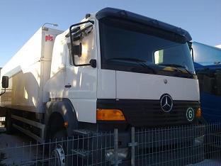 MERCEDES BENZ ATEGO 1823 1828 2528 - 驾驶室:图2 MERCEDES BENZ ATEGO 1823 1828 2528 - 驾驶室:图2